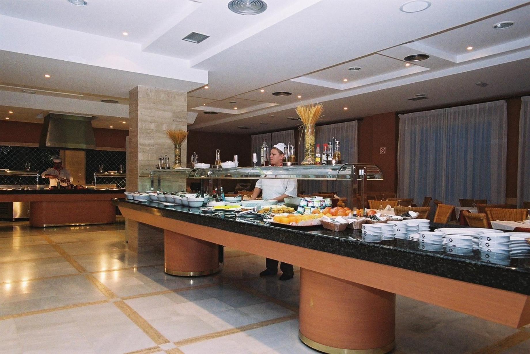 Arena Center Aparthotel Рокетас де Мар Екстериор снимка