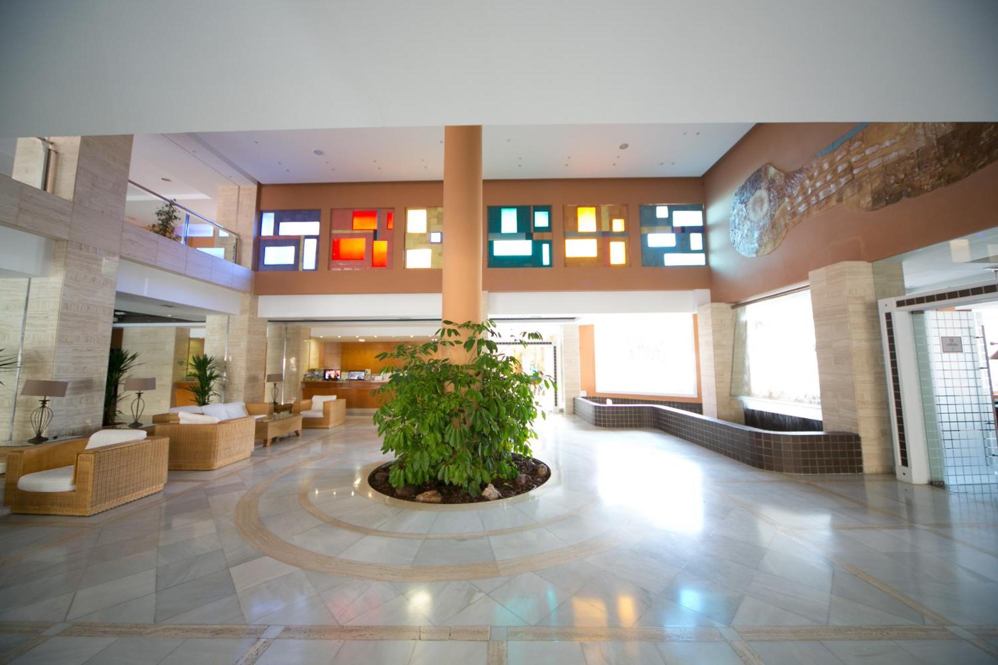 Arena Center Aparthotel Рокетас де Мар Екстериор снимка